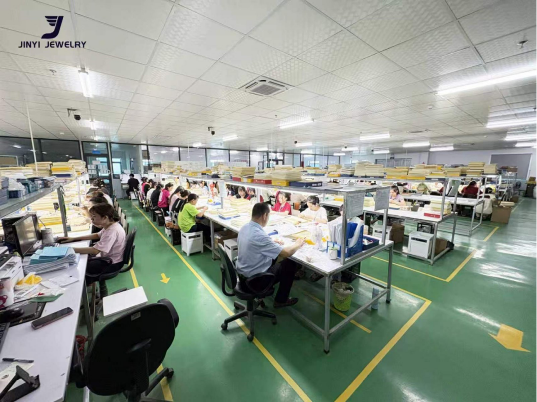 JINYI Vietnam Jewelry Factory Production Scale Wide view of JINYI Vietnam jewelry factory with multiple production lines and skilled workers