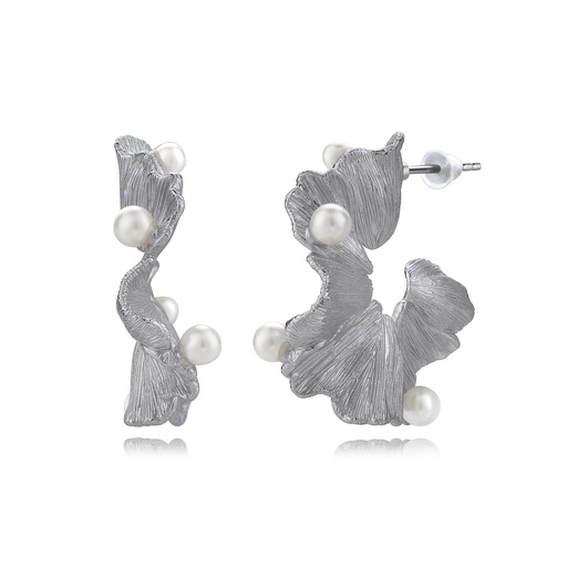 [BJ01E0470-1] Silver Ginkgo Leaf Earrings with Floating Pearl Accents