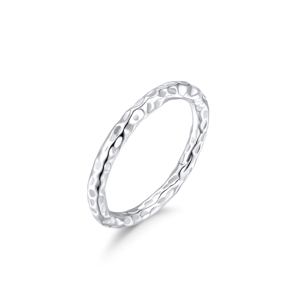 Minimalist Stainless Steel Hammered Texture Ring for Everyday Elegance