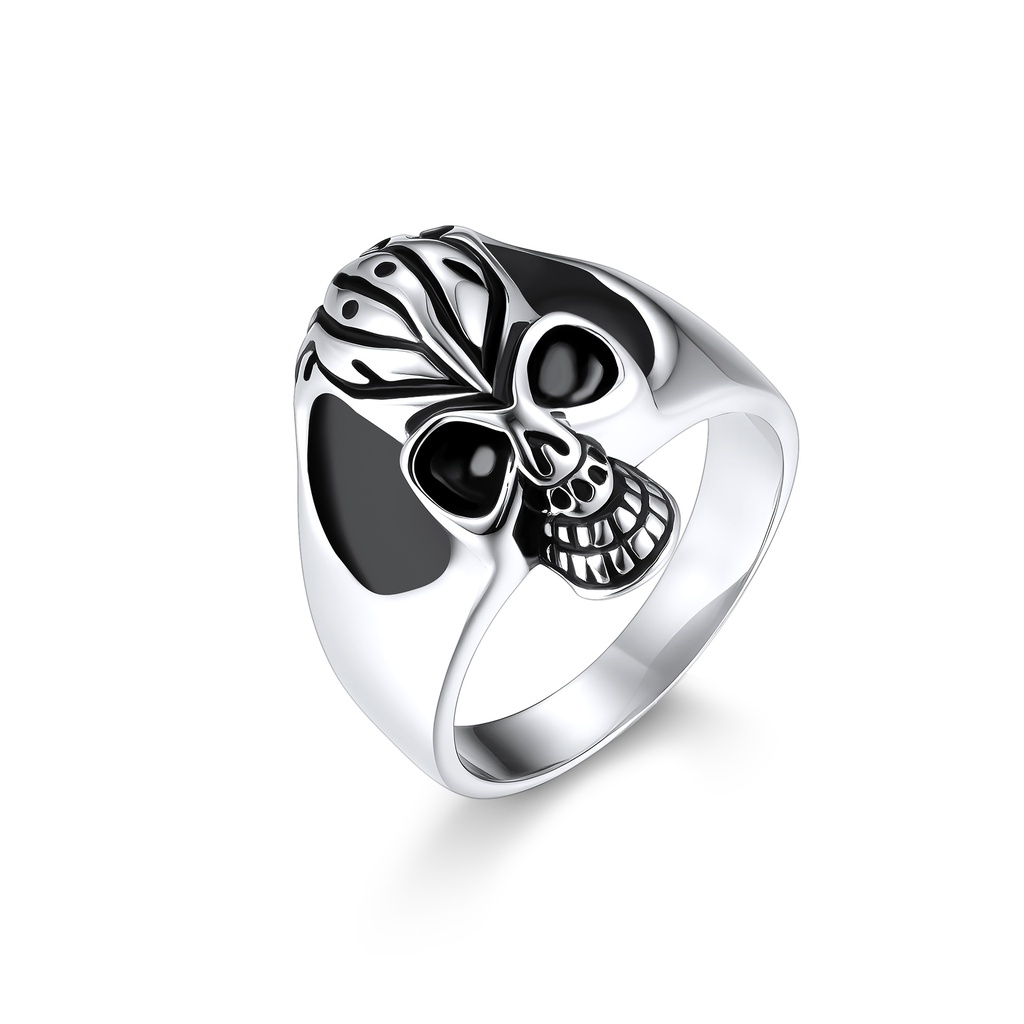 Bold Stainless Steel Skull Ring with Gothic Black Detailing